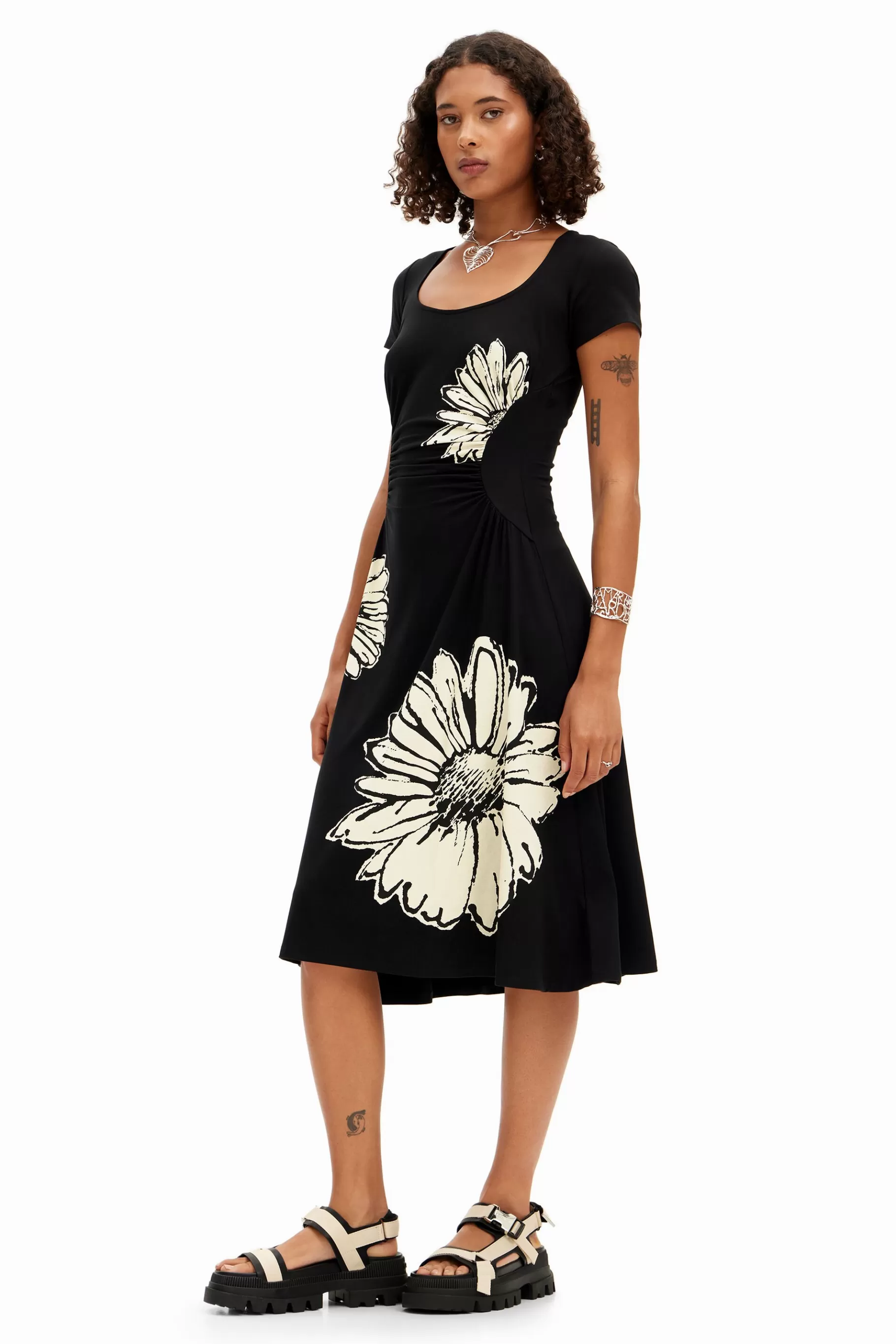 Desigual Vestido midi de manga corta con escote y margaritas*Mujer Vestidos Y Monos